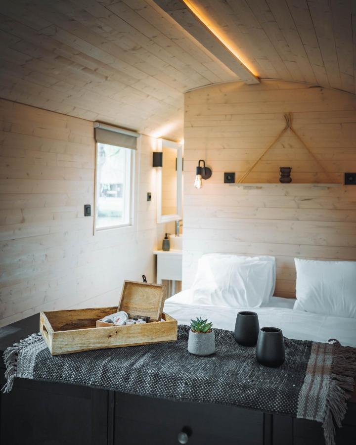 Glamping - 25 Min Roermond, Maasmechelen & Maastricht Hotel Kinrooi Kültér fotó